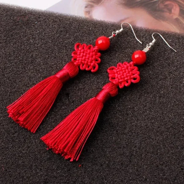 Accessoire en soie tressée, boucle d'oreille japonaise