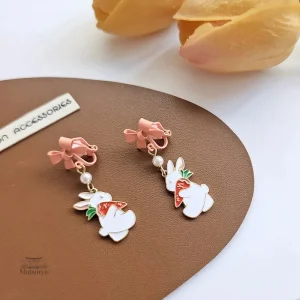 Boucle d'oreille asymétrique design japonais