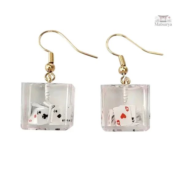 Accessoire tendance : boucle d'oreille inspirée du poker