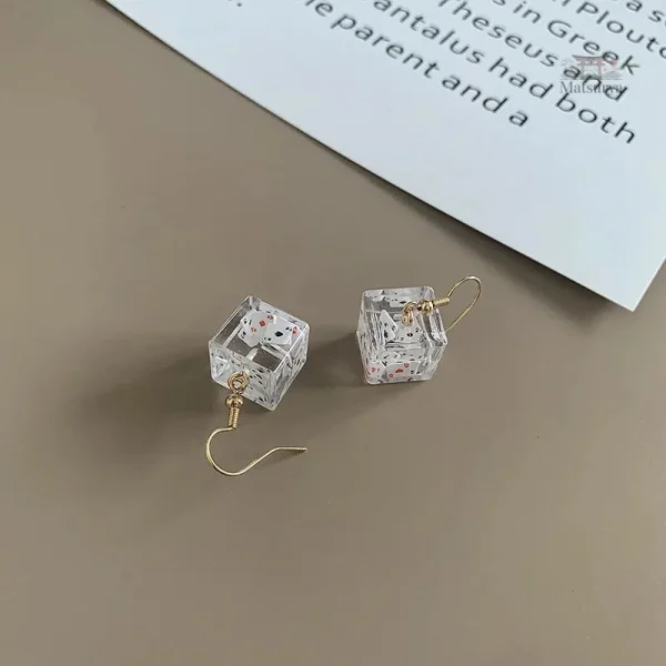 Boucle d'oreille originale avec design de jeux de cartes
