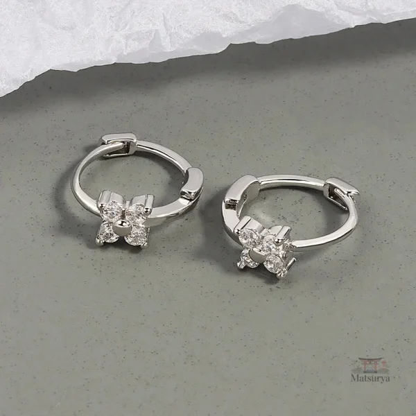 Hira : boucle d'oreille japonaise artisanale chic