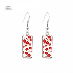 Boucle d'oreille japonaise rouge élégante et colorée