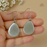 Accessoire de mode japonais : boucle d'oreille unique