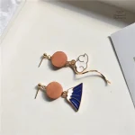 Boucle d'oreille vintage japonaise élégante