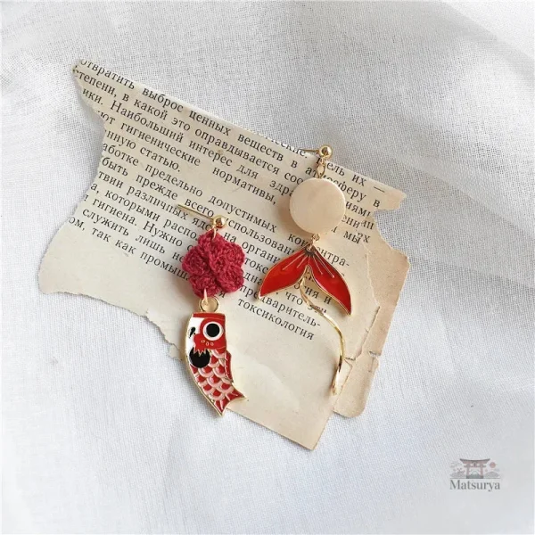 Accessoire rétro : boucle d'oreille japonaise