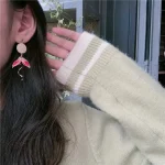 Style vintage : boucle d'oreille asiatique