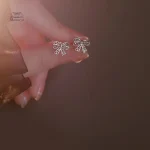 Boucle d'oreille nœud Japonaise, parfait cadeau pour elle