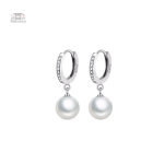 Boucle d'oreille tendance avec perle japonaise