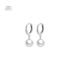 Élégante boucle d'oreille en perle