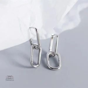 Bijoux traditionnels japonais avec motifs géométriques uniques