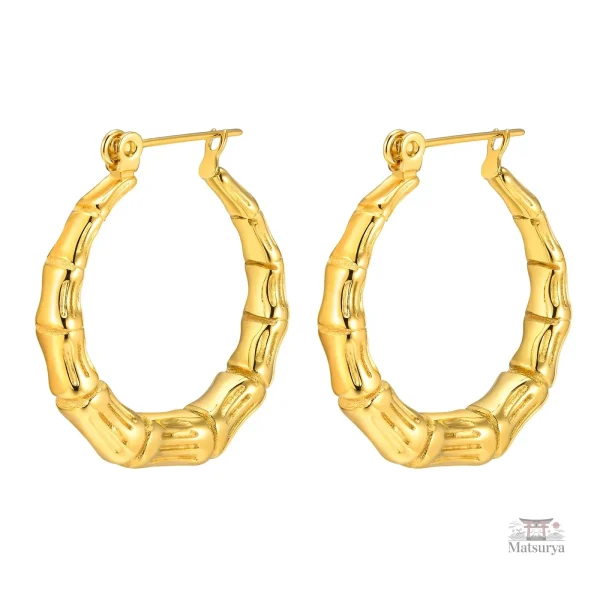 Accessoire japonais en bambou doré, touche artistique
