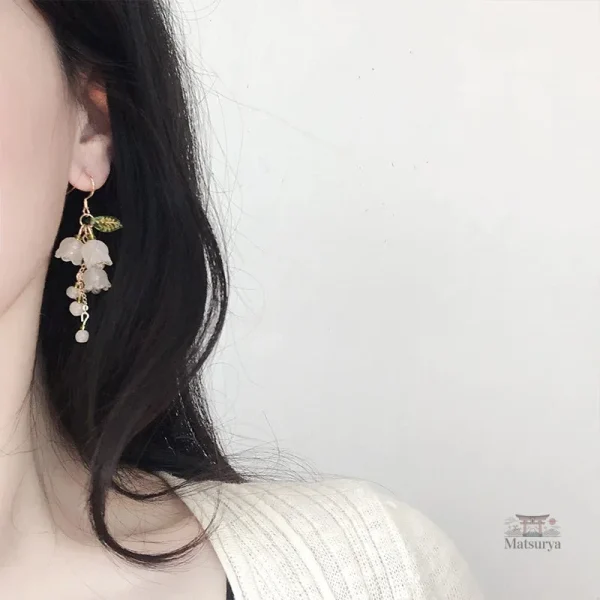 Fleur de muguet en accessoire japonais