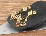 Perles de zircon pour boucles d'oreilles japonaises raffinées