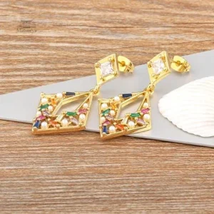 Bijoux japonais en perles de zircon, style unique