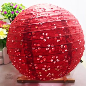 Boule japonaise rouge décorative