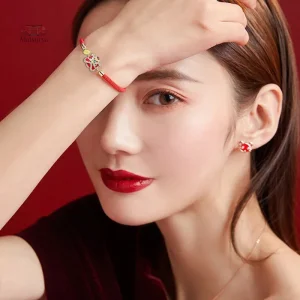 Accessoire unique : bracelet cordon dragon