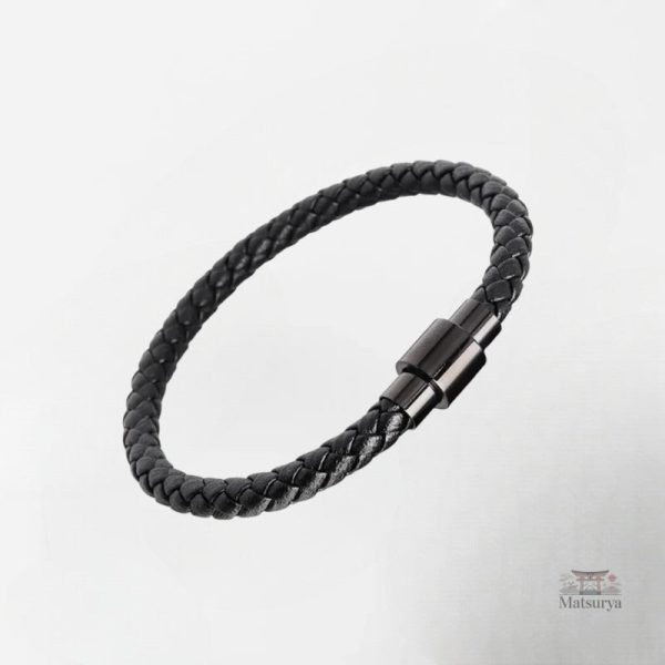 Accessoire japonais en cuir tressé