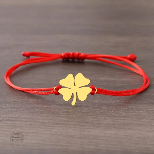 bracelet-japonais-a-breloque-trefle-1 Bracelet japonais avec breloque en forme de trèfle