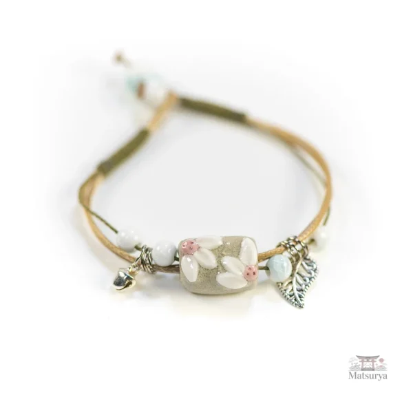 Bracelet japonais en céramique colorée et stylée