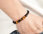 Accessoire Japonais en cuir et œil de tigre