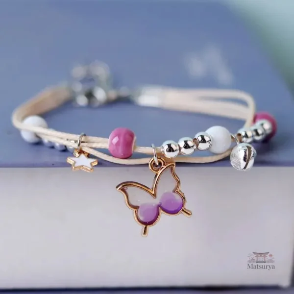 Bracelet japonais coloré avec motif papillon