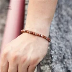 Bracelet japonais élégant en perles naturelles