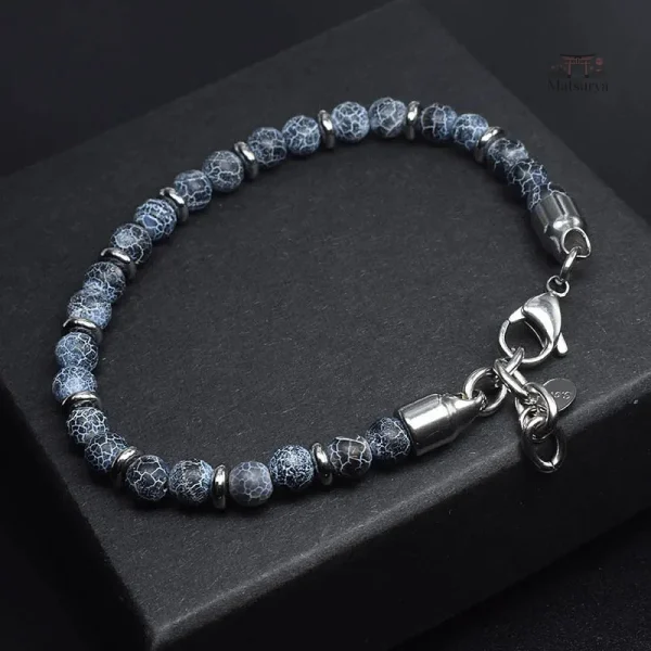 Bracelet perlé japonais en matériaux naturels