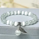 Bracelet oriental avec perles d’œil de chat