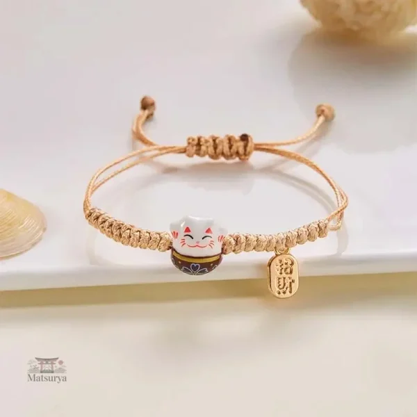 Bracelet chanceux japonais avec motifs uniques