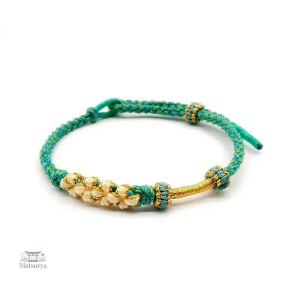 Accessoire tendance : bracelet japonais tressé
