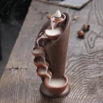 Accessoire zen : Fontaine à encens en forme de cascade