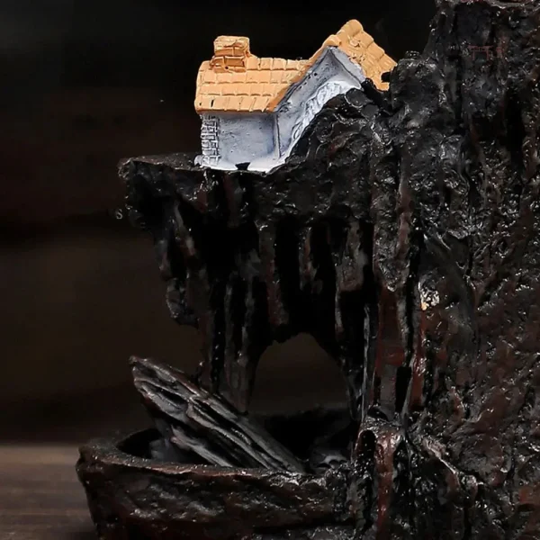 Fontaine à encens : résine sculptée pour une atmosphère zen