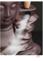 Ambiance zen avec la cascade de bouddha