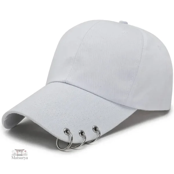 Casquette avec anneaux, un style japonais original