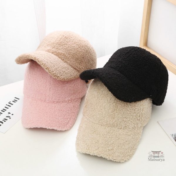 Casquette japonaise avec un style contemporain pour femmes