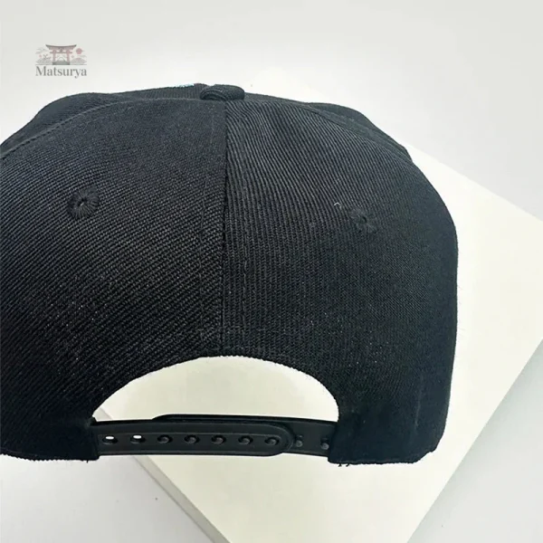 Casquette brodée au design japonais original