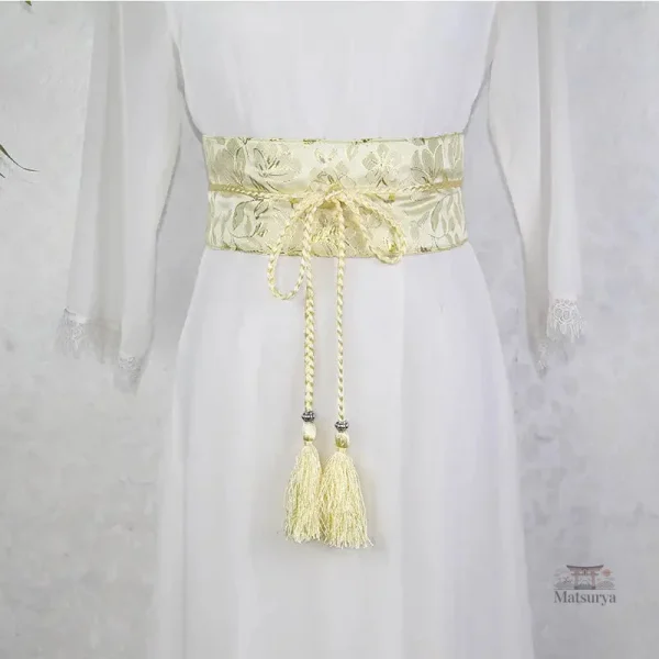 Ceinture japonaise Obi ornée de feuillages délicats