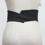 Élégance japonaise avec ceinture en bambou