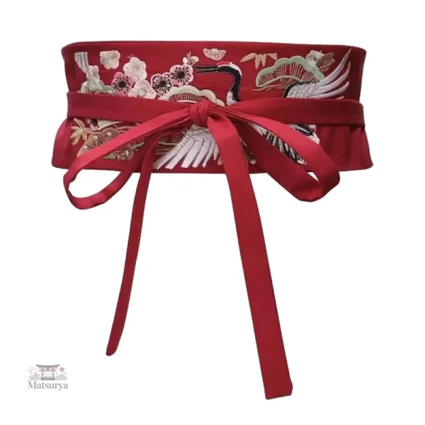 Ceinture obi ornée de broderies colorées