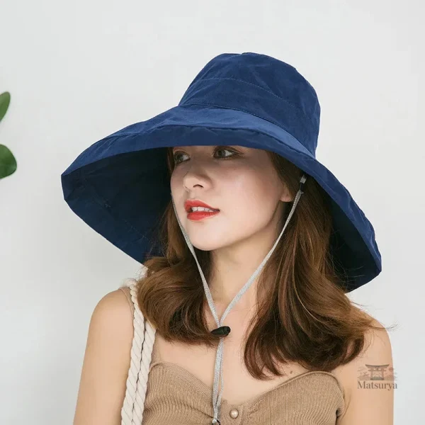 Chapeau traditionnel japonais à large bord