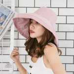 Accessoire mode : chapeau japonais large