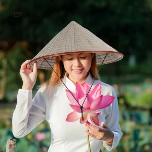 Chapeau Japonais Conique traditionnel en paille