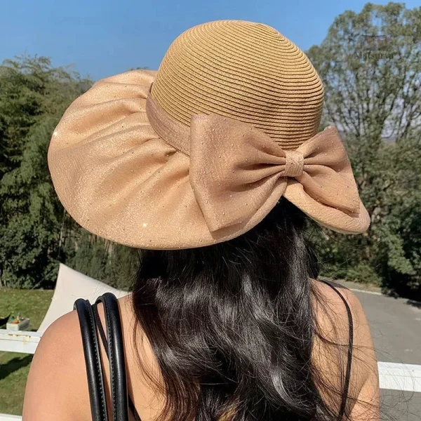 Accessoire féminin avec design nœud papillon