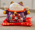 Maneki Neko porte bonheur japonais en céramique