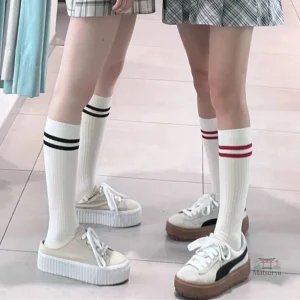 Chaussettes Écolières Japonaises en design traditionnel