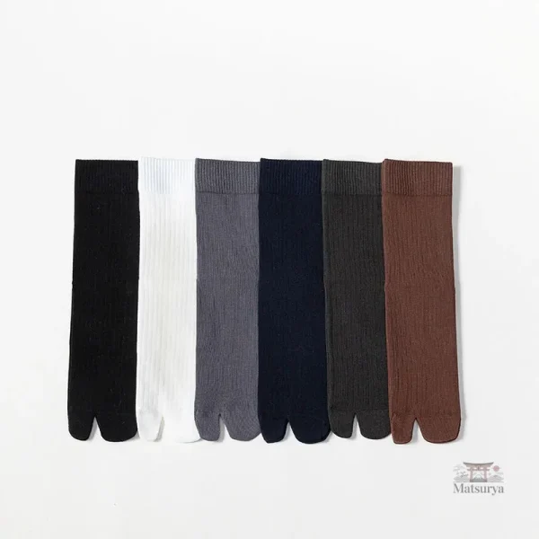 Chaussettes japonaises en coton, design pratique