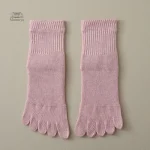 Chaussettes traditionnelles japonaises pour l'hiver