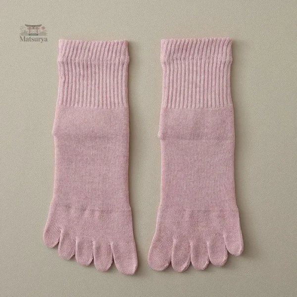 Chaussettes traditionnelles japonaises pour l'hiver