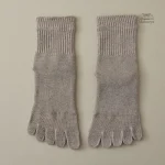 Chaussettes japonaises douces et isolantes pour l'hiver