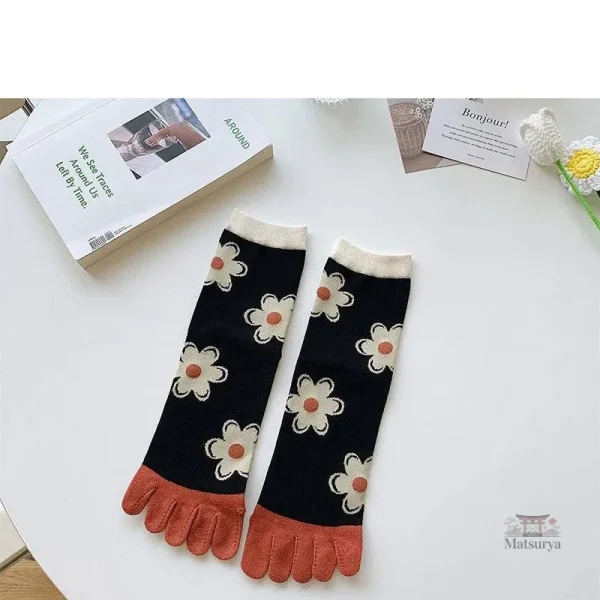 Chaussettes japonaises à motifs variés